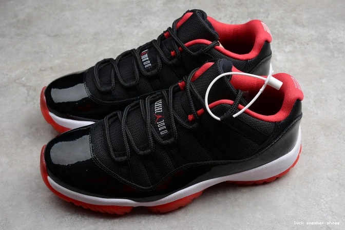 Reps LUCY 11 Red  Air Retro mens Black Low 